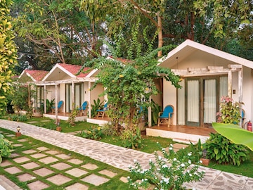 BLU RESORTS